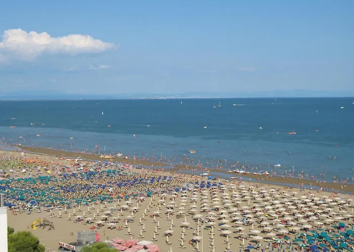 Apartment Orsa Maggiore By Interhome Lignano Sabbiadoro